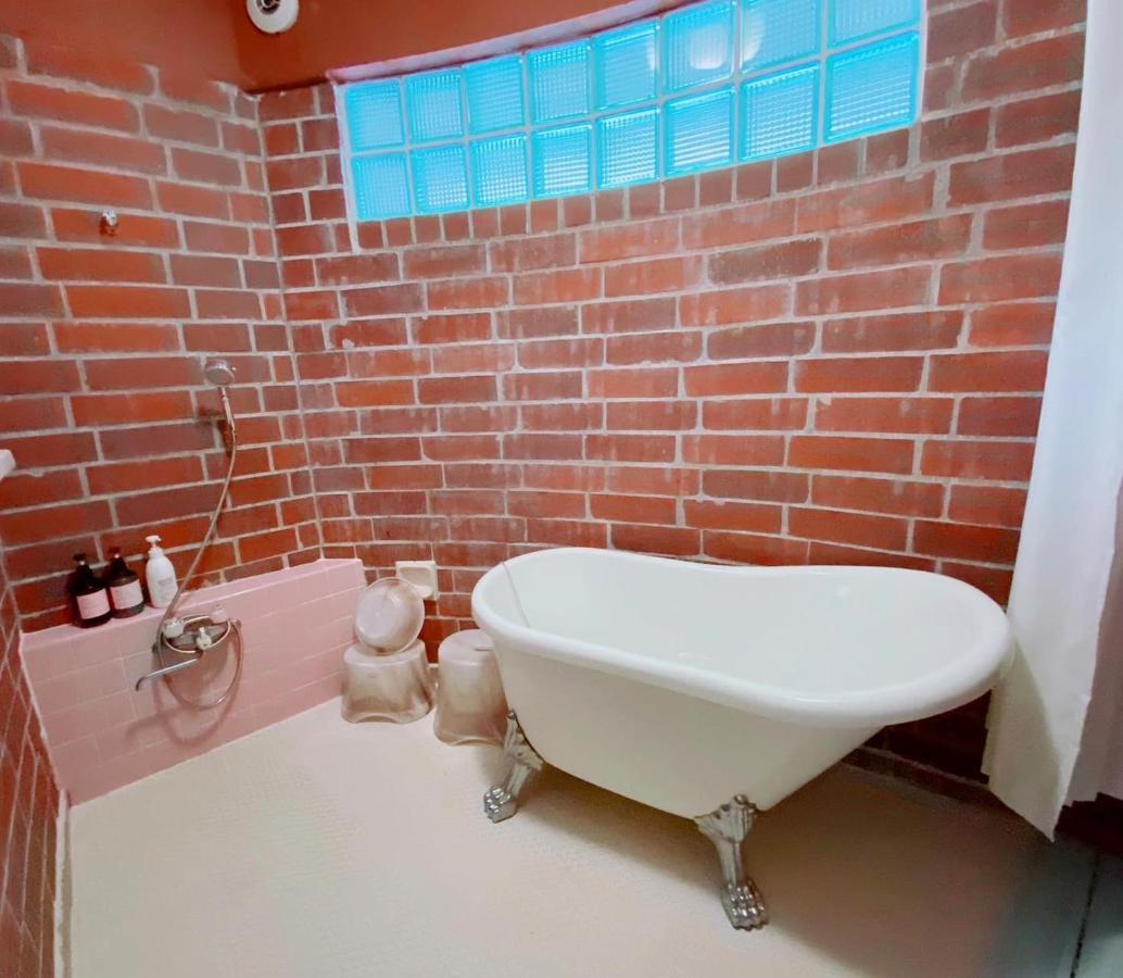 Cats,Piano & Starry Sky Resort Garden -Starry Forest Cottage Okinawa- อนนะ ภายนอก รูปภาพ